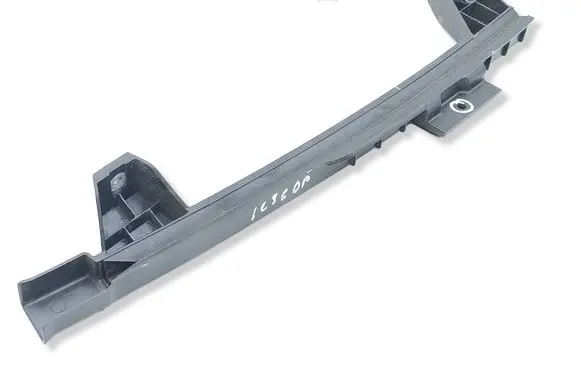 Chevrolet Trax Front door window/glass frame 42621052