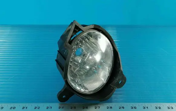 Toyota Hilux (AN10, AN20, AN30) Front fog light 11417626
