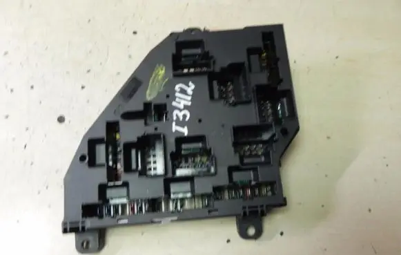 BMW 6 F12 F13 Fuse box set 925281361149252813 I3412