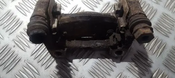 Opel Astra H Rear brake caliper
