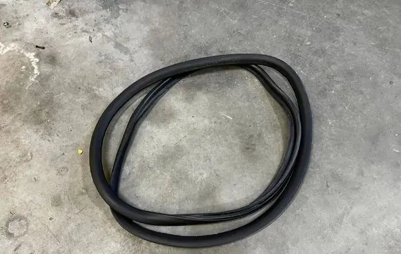 Porsche Panamera (970) Seal rubber (tailgate) 97051261103
