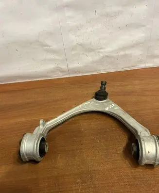 Jaguar XE Other body part GX733084 D4358