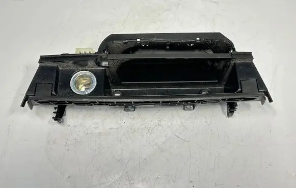 BMW 7 F01 F02 F03 F04 Car ashtray 9119317 51169182502