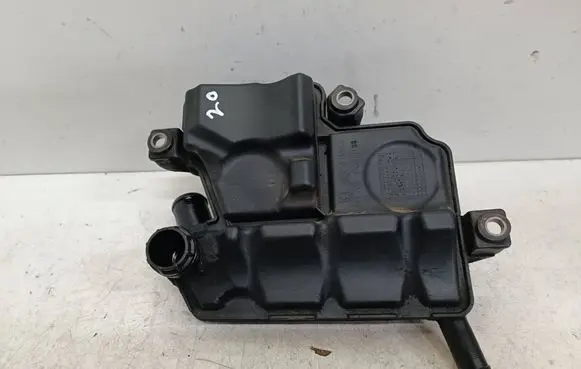 Peugeot 4007 Breather valve 9653275280