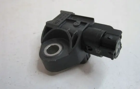 Chrysler Pacifica Airbag deployment crash/impact sensor 68483899AA