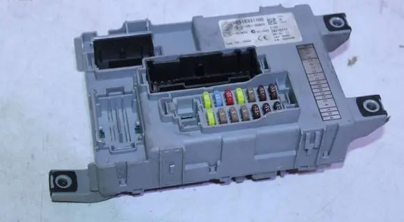 Fiat Doblo Fuse box set 518331100 00518331100 28210711