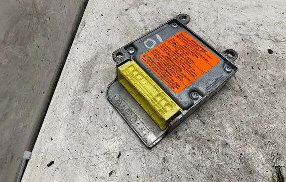 Audi A6 S6 C5 4B Airbag control unit/module 1C0909605A