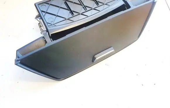 BMW X1 E84 Glove box 1696938 2991263-05