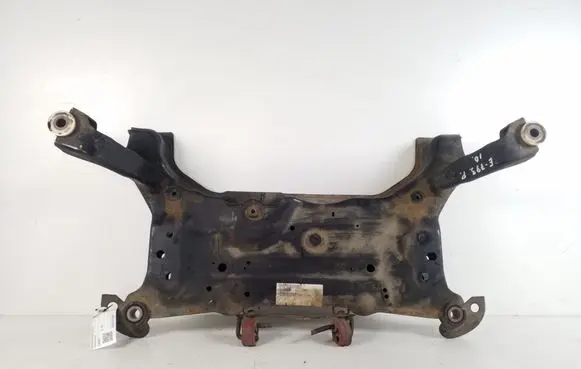 Volvo V40 Front subframe 31360937