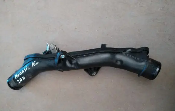 Toyota Avensis T270 Intercooler hose/pipe 173610X010