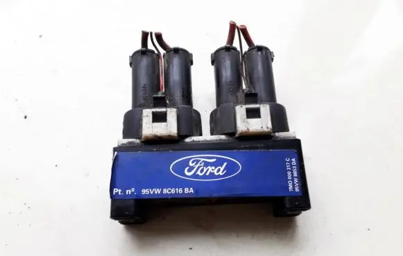 Ford Galaxy Coolant fan relay 7M000317C