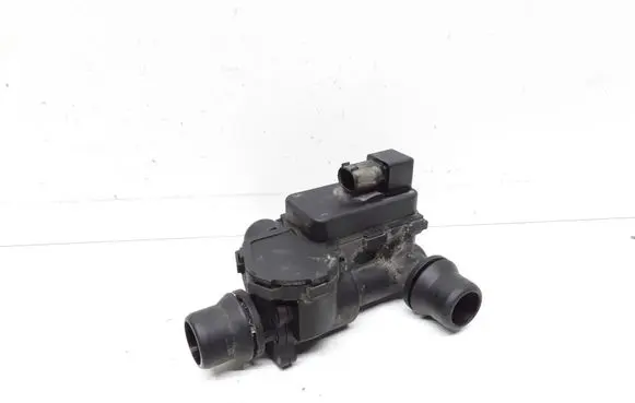 Mercedes-Benz C W205 Electric auxiliary coolant/water pump A0005002340
