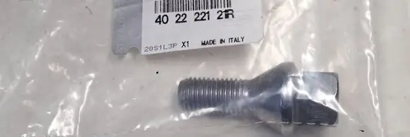 Renault Megane III Nuts/bolts 402222121R