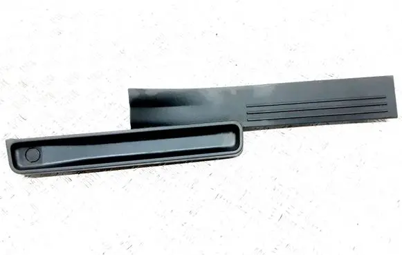 Chrysler Town & Country V Front sill trim cover 1PF45DX9AA