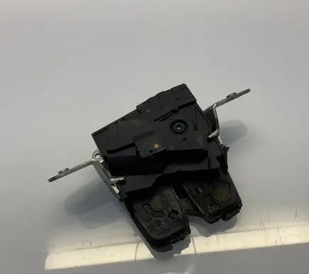 Mercedes-Benz E W212 Tailgate/trunk/boot lock/catch/latch A2047400435 2047400435