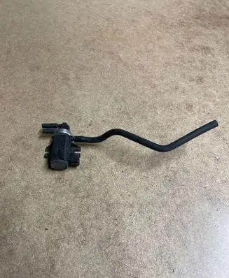 Volvo S40, V40 Turbo solenoid valve 30618057
