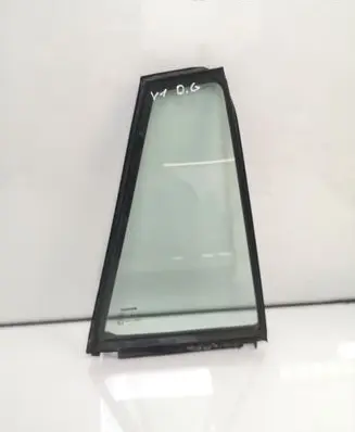 Toyota Verso Rear vent window glass 