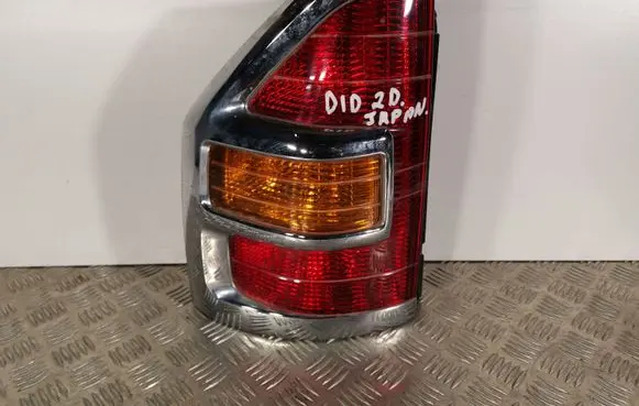 Mitsubishi Pajero Rear/tail lights