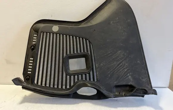Mercedes-Benz EQC Wiper trim A2538305100