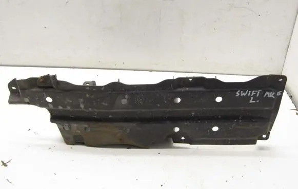 Suzuki Swift III Engine splash shield/under tray 