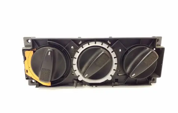 Volkswagen Golf III Climate control unit 1H0819045C 1H0820045C 6K0819045