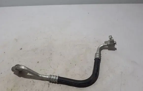 BMW i5 G60 Air conditioning (A/C) pipe/hose 5A672E8