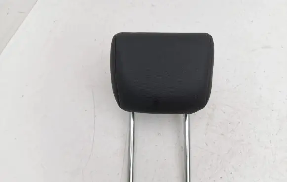 Nissan Juke II F16 Rear seat headrest 