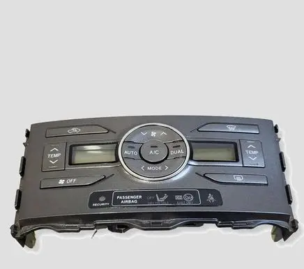 Toyota Auris 150 Climate control unit 5590002220B 7J0361100ZMLB
