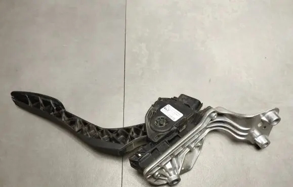 Land Rover Range Rover Sport L320 Accelerator throttle pedal AH229F836AB