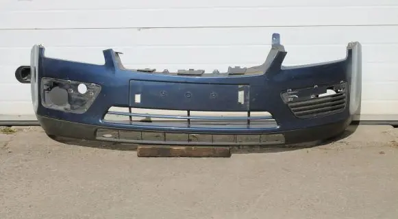 Ford Focus Front bumper 4M5117757B 4M5117K819