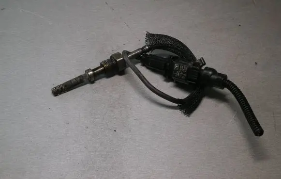 Opel Zafira B Exhaust gas temperature sensor 55355404
