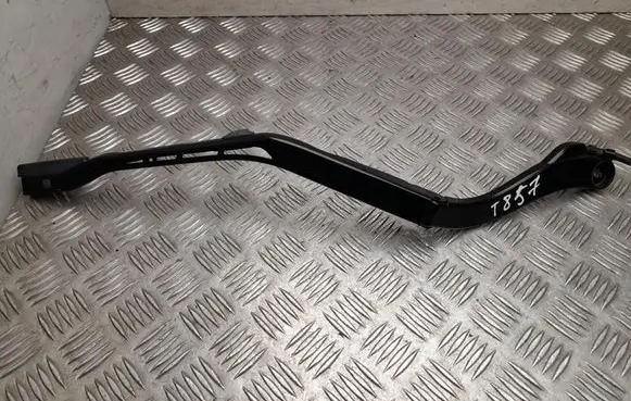 Volvo XC90 Front wiper blade arm 31391846