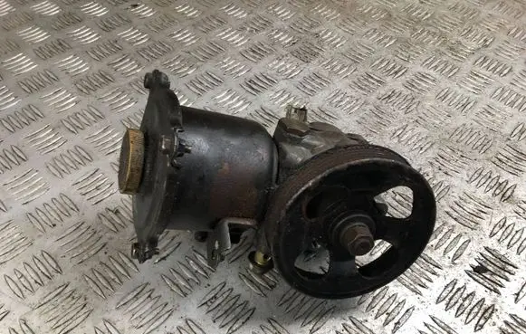 Subaru Forester SG Power steering pump