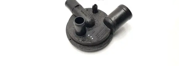 Volkswagen Golf III Breather valve 028129101D