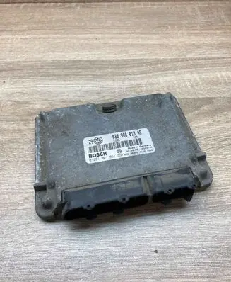 Volkswagen Golf IV Engine control unit/module ECU 0281001851 038906018AE