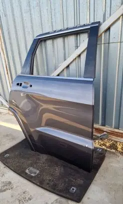 Jeep Grand Cherokee (WK) Rear door