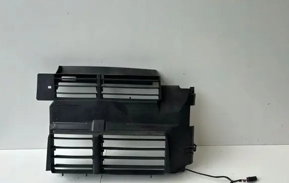 Ford Focus Intercooler air guide/duct channel F1EB8475EA