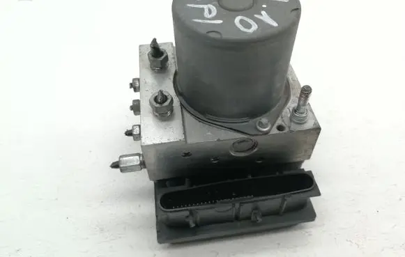 Toyota Avensis T270 ABS Pump 4454005070