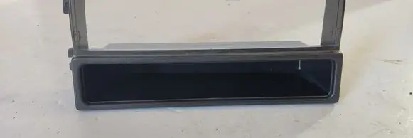 Radio/GPS head unit trim