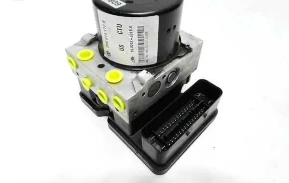 Volkswagen Transporter - Caravelle T5 ABS Pump 7H0614117A 7H0907379S