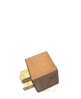 Audi A5 8T 8F Other relay 0332209136