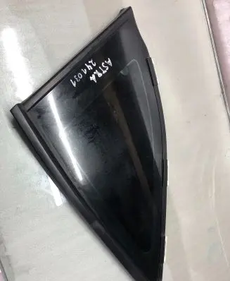 Opel Astra K Rear vent window glass 43r011583