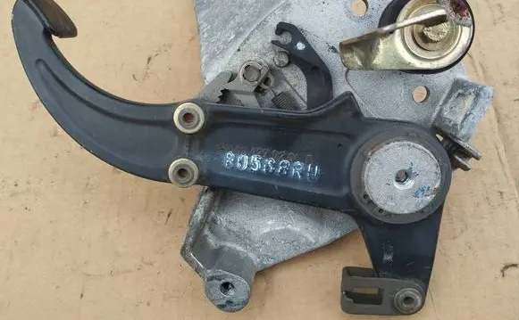 Mercedes-Benz S W140 Handbrake/parking brake lever assembly 1404270201
