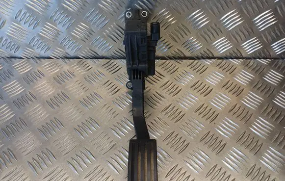 Ford Focus Accelerator throttle pedal 4M519F836AH 6PV00864101