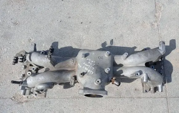 Subaru Legacy Intake manifold 