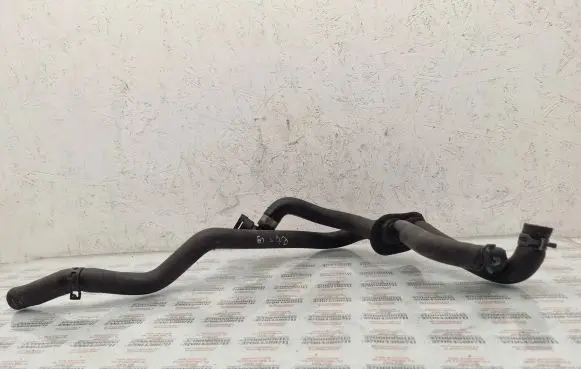 Volkswagen PASSAT B5.5 Engine coolant pipe/hose 3B0819374B 8D0819373N