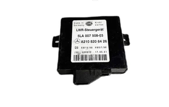 Mercedes-Benz E W210 Light module LCM A2108206426