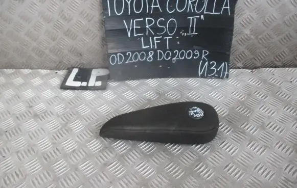 Toyota Corolla Verso AR10 Front driver seat 
