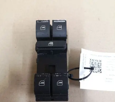 Volkswagen Golf Plus Electric window control switch