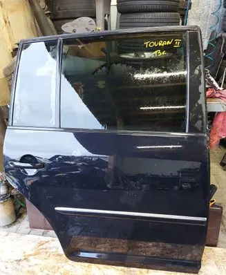 Volkswagen Touran II Rear door 